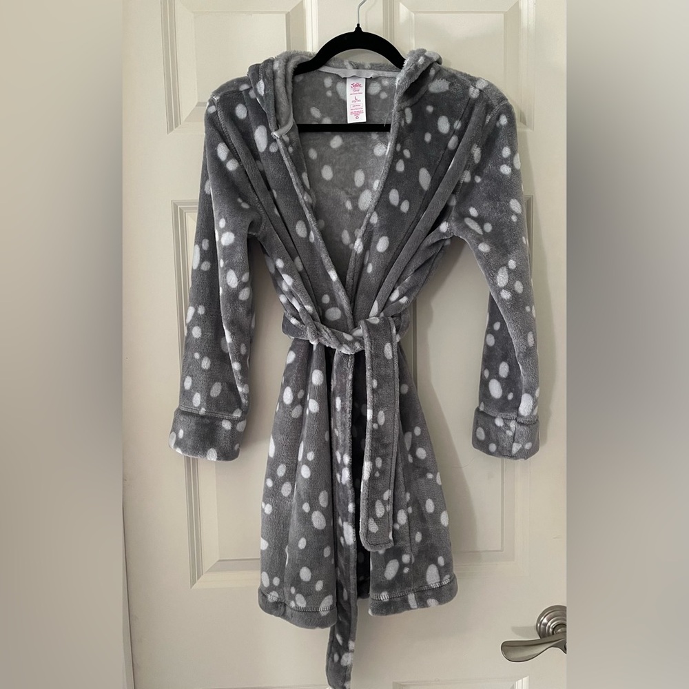 - Girl’s Justice deer themed soft robe, size 12-14 gray w/white polka dots